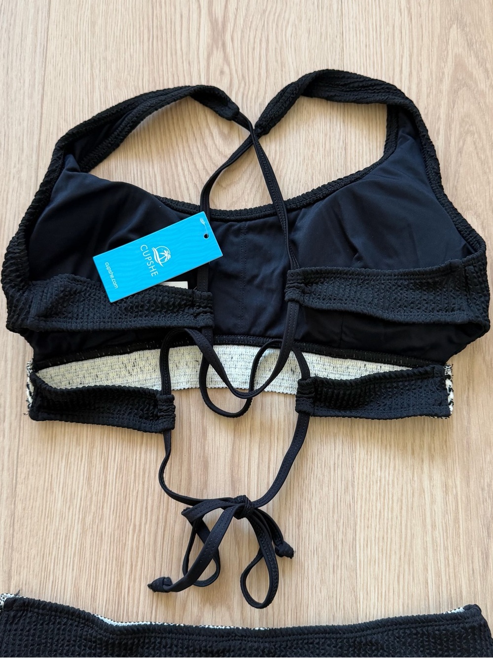Cupshe Bikini Sets Two Piece Swimsuit Square Neck Crisscross Back Tie Ribbed M - Picture 8 of 12